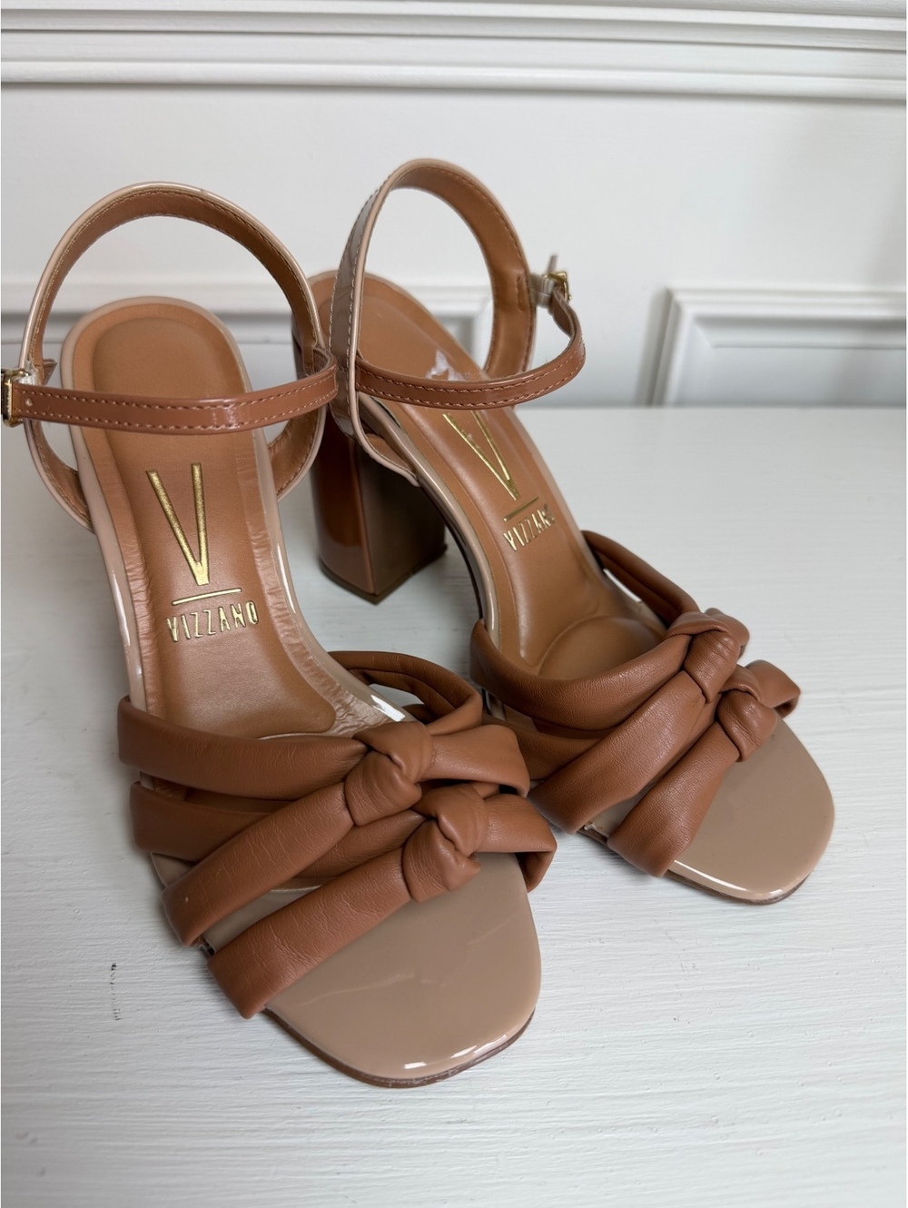 Vizzano Women's Knotted Block Heel Sandals Tan Caramel Beige Strappy Size 6